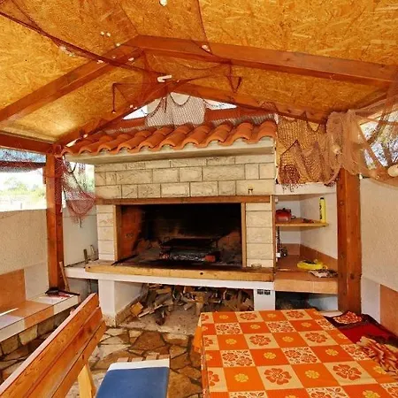 In With Balcony, Air Conditioning, Wi-fi Apartment *