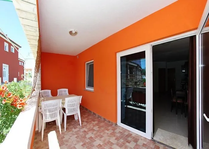 In With Balcony, Air Conditioning, Wi-fi