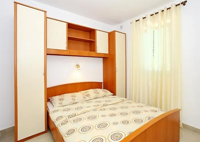 Lejlighed In With Balcony, Air Conditioning, Wi-fi Vir