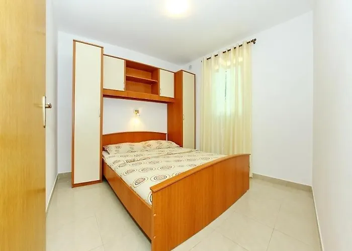 Lejlighed In With Balcony, Air Conditioning, Wi-fi